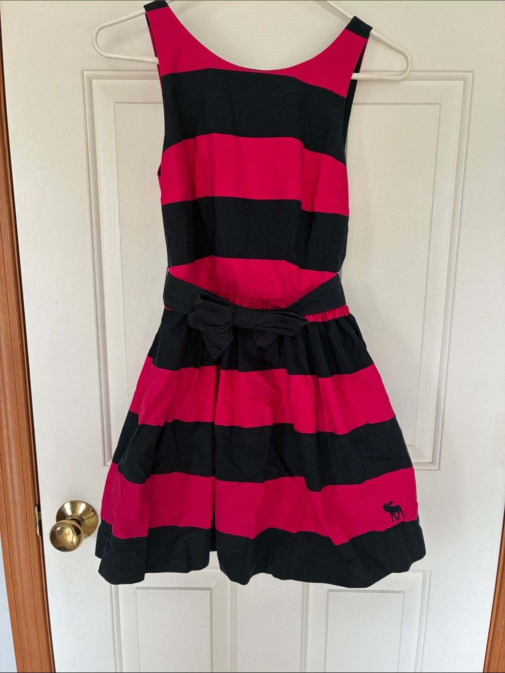 Abercrombie & Fitch Juniors Party Dress Size 2 Hot Pink and Black Striped
